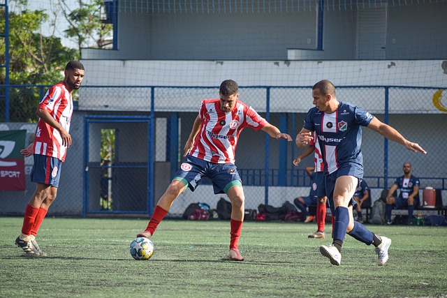 层对他执教 层对他执教